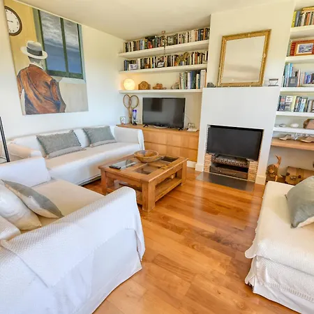 Mediterraneo Classy Apartment, Private Garden * Calella De Palafrugell